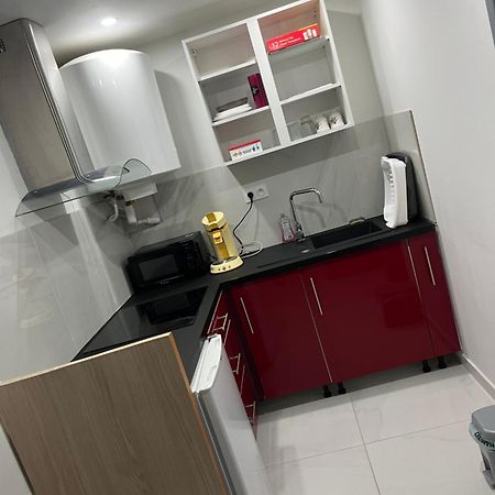 Appartement Calme Dans Villa Individuelle Bagnols-sur-Cèze Eksteriør billede