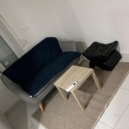 Appartement Calme Dans Villa Individuelle Bagnols-sur-Cèze Eksteriør billede